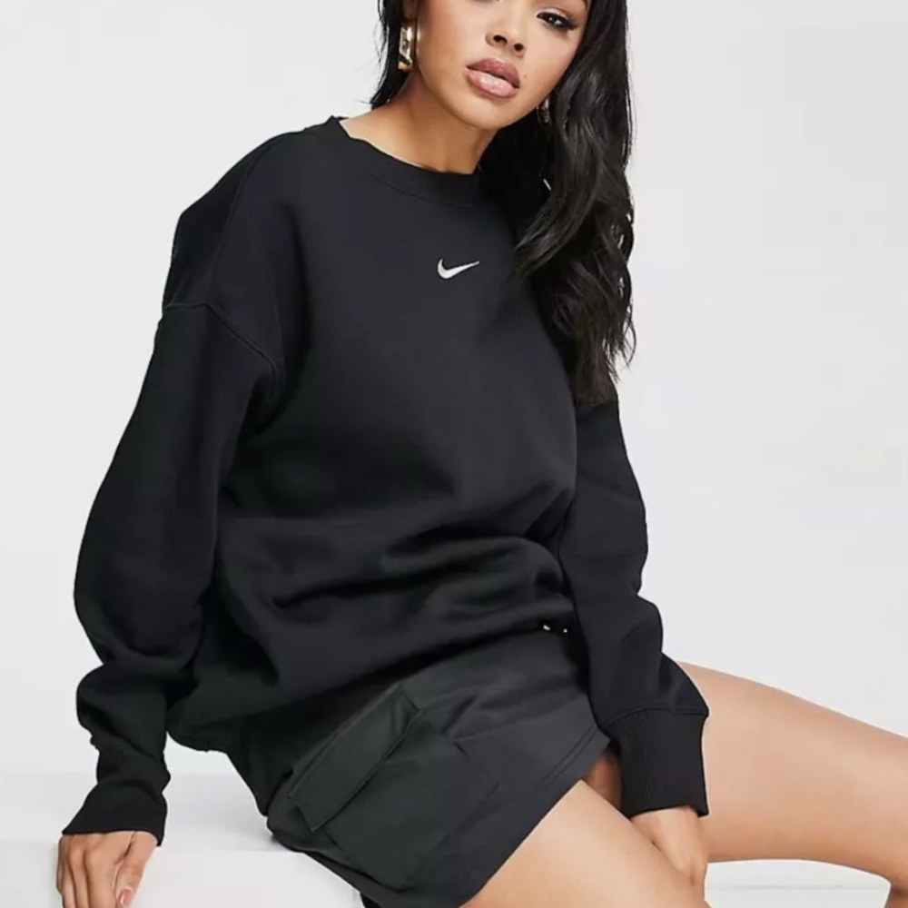 Nike black Phoenix Fleece Oversized Crewneck Cropped Sweatshirt
